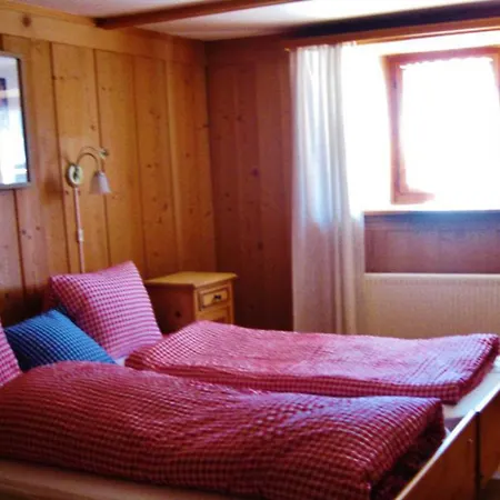 Apartamento Charming Wooden House In Switzerland!